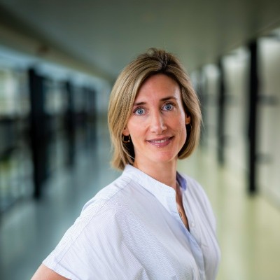 Isabel Leroux-Roels